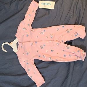 Carter's Premie body suit